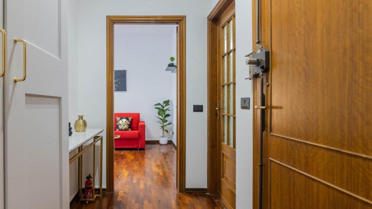Porta Nuova Centro Elegante Suite Con Wifi ตูริน ภายนอก รูปภาพ